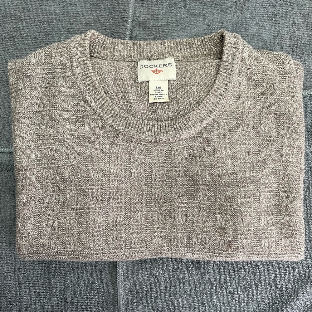 Dockers Mens 100% Acrylic Sweater. Size L. - Picture 5 of 6